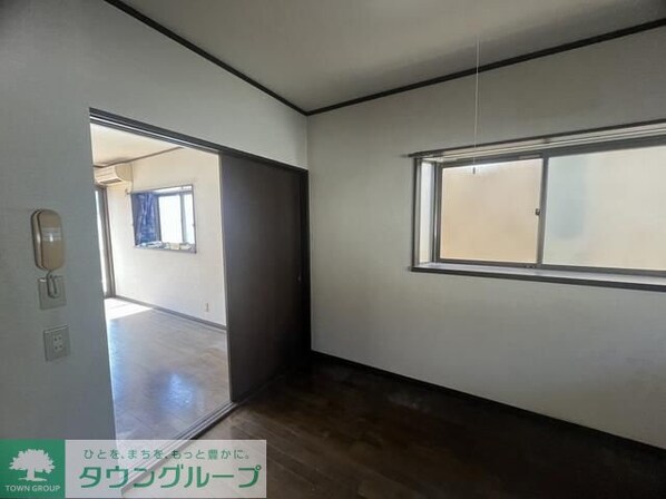 中藤4丁目戸建の物件内観写真